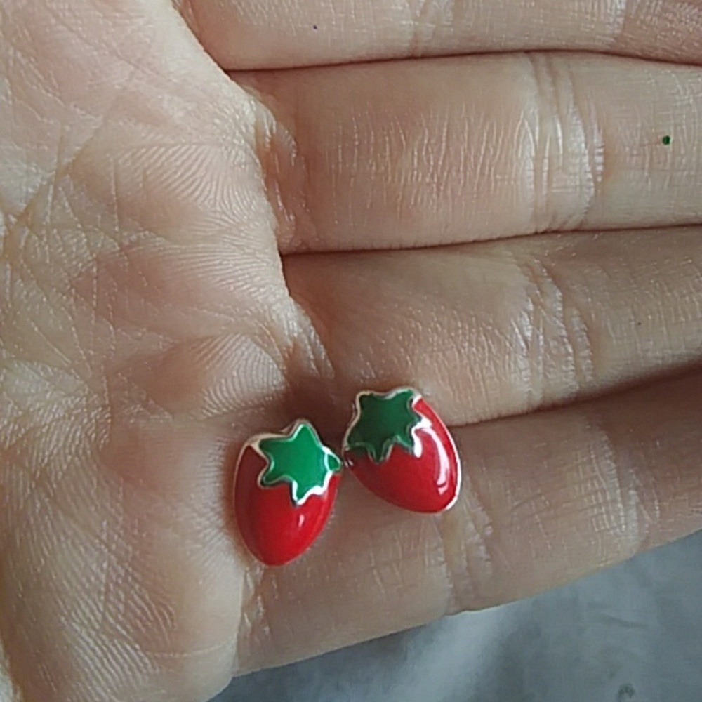 Strawberry earing